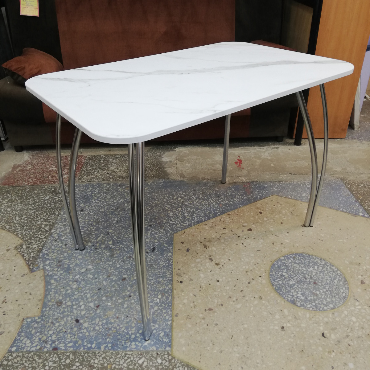 СТОЛ ОБЕДЕННЫЙ НА МЕТАЛЛИЧЕСКИХ НОЖКАХ СТОЛ ОБЕДЕННЫЙ НА МЕТАЛЛИЧЕСКИХ НОЖКАХ