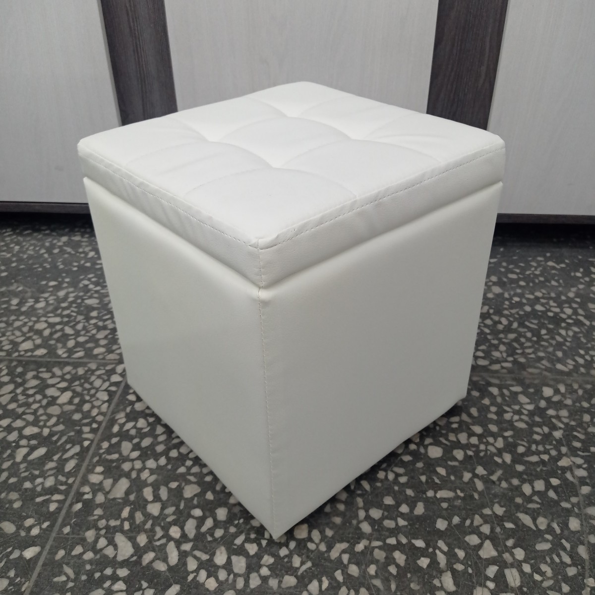 ПУФ "ЧЕСТЕР" (ЭКОКОЖА)