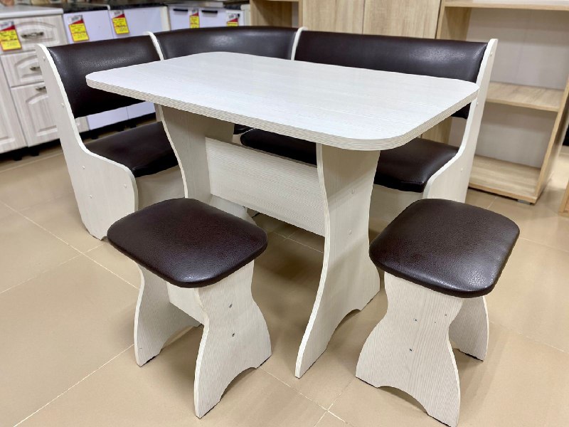 ОБЕДЕННАЯ ЗОНА ТЮЛЬПАН