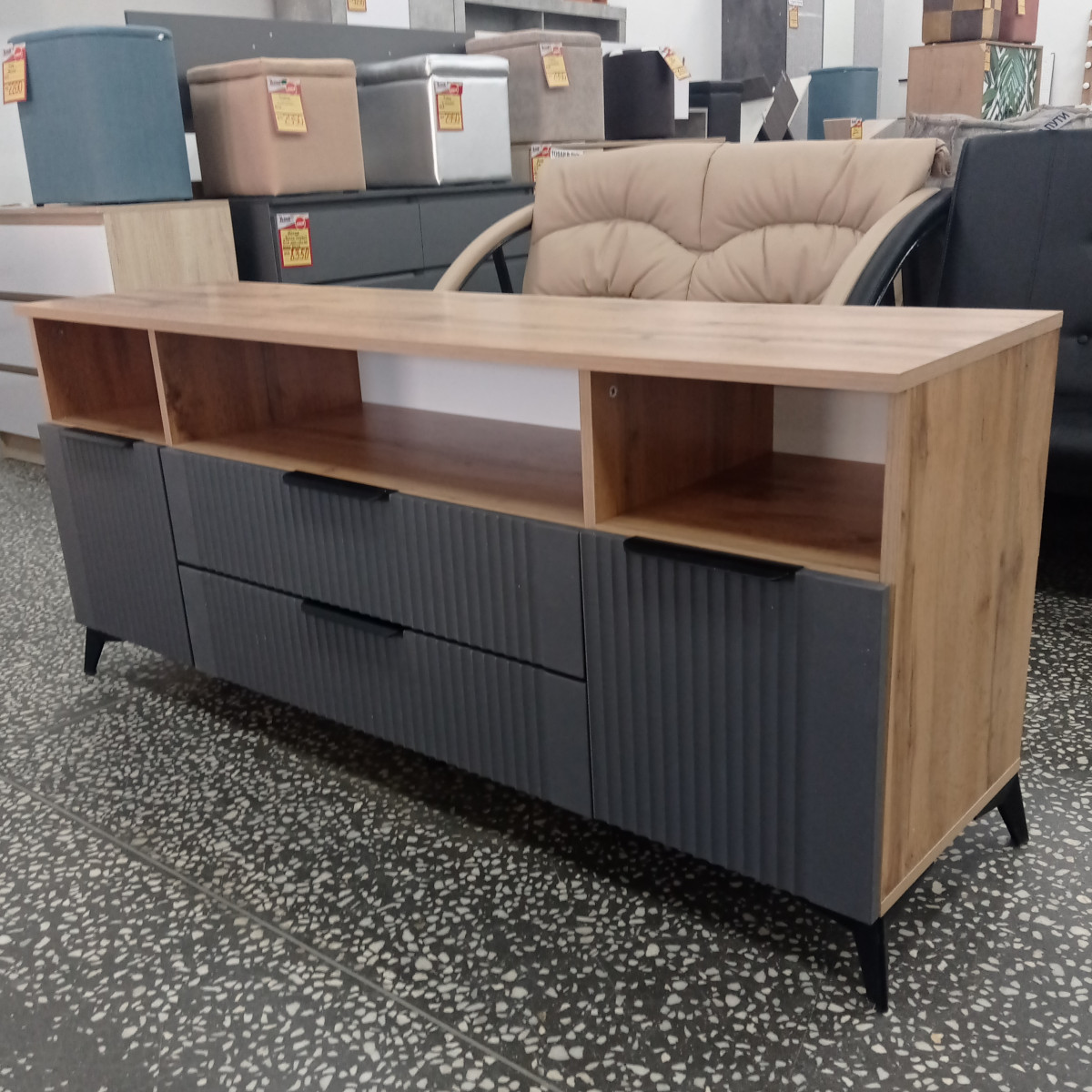 ТУМБА ПОД ТВ "ТОСКАНА"