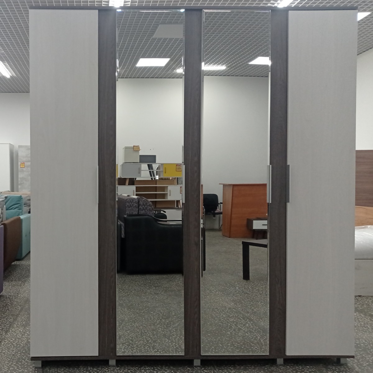 ШКАФ РАСПАШНОЙ "ПАНДОРА"