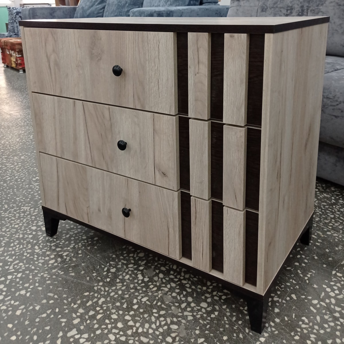 КОМОД "БРИОНА"