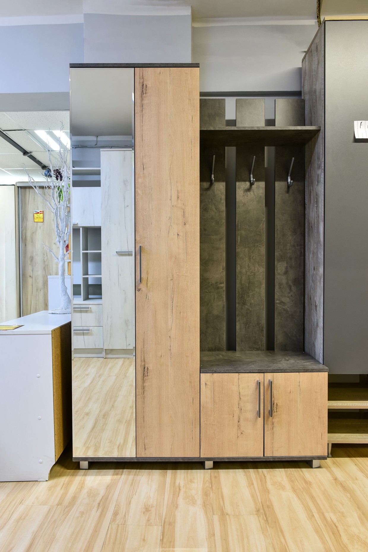 ПРИХОЖАЯ "ЛИРА" ПРИХОЖАЯ "ЛИРА"