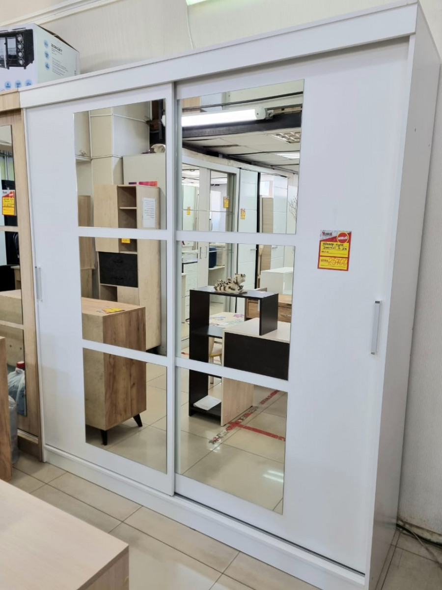 Шкаф-купе "208" Шкаф-купе "208"