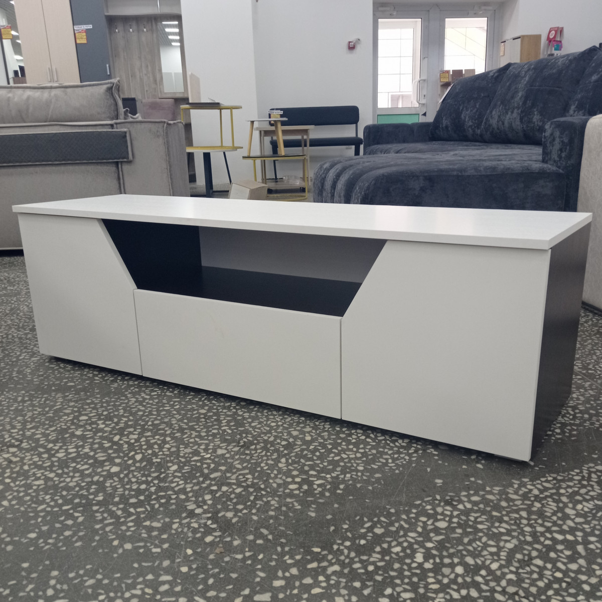 ТУМБА ПОД ТВ №2