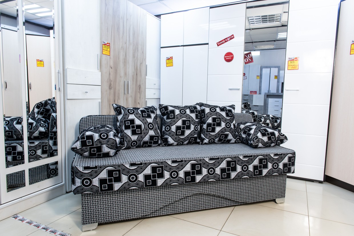 Диван евро-книга Париж